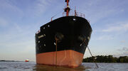 Parched Paraná River forces exporters to reduce cargo sizes
