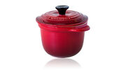 French cookware maker warns customers not to cook with olive oil