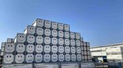 Van den Bosch buys 500 additional tank containers to serve African market