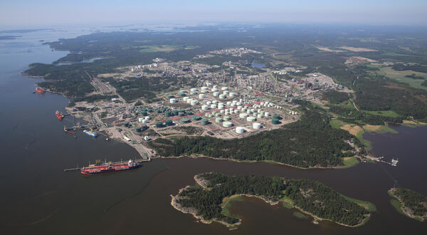 Neste’s crude oil refinery in Finland to be gradually converted into renewables hub