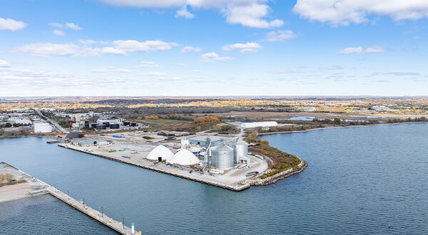 Port of Oshawa Grain Export Terminal welcomes first test shipments of soyabeans